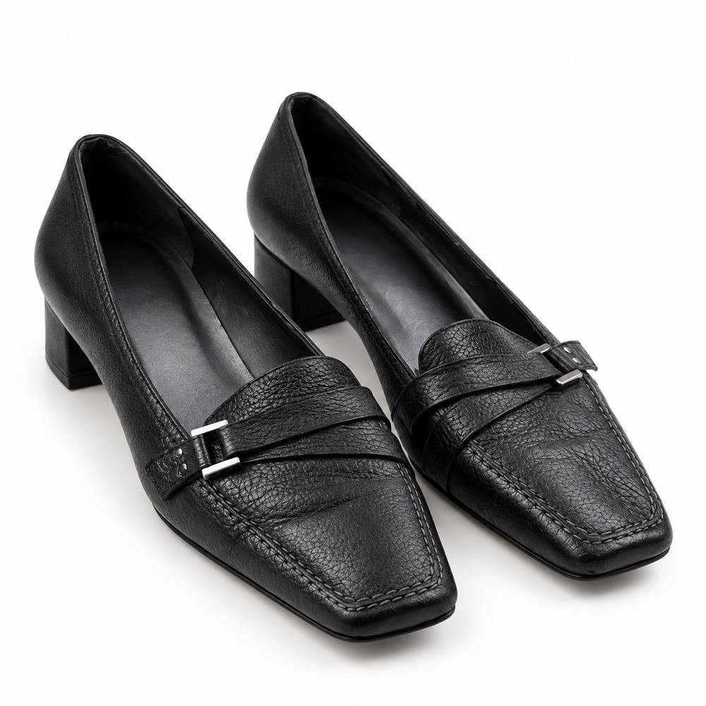 Stuart Weitzman Vintage Y2K Black Pebbled Leather Kitten Heels Women's Size 8W
